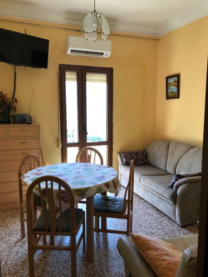 Alex Apartment Валенсия Екстериор снимка